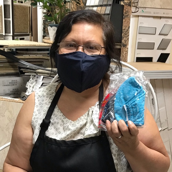 Face mask - Picture 2 of 2